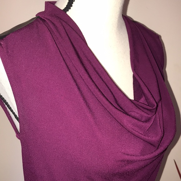 🆕 Ann Taylor Burgundy top. - Picture 6 of 10